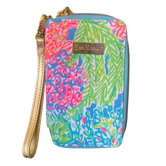 Lilly Pulitzer Handbags - Lilly Pulitzer Wristlet Mermaids Cove